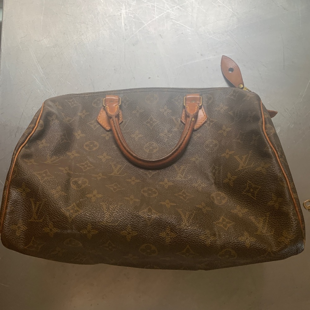 Vintage Louis Vuitton Speedy 30 Bag
